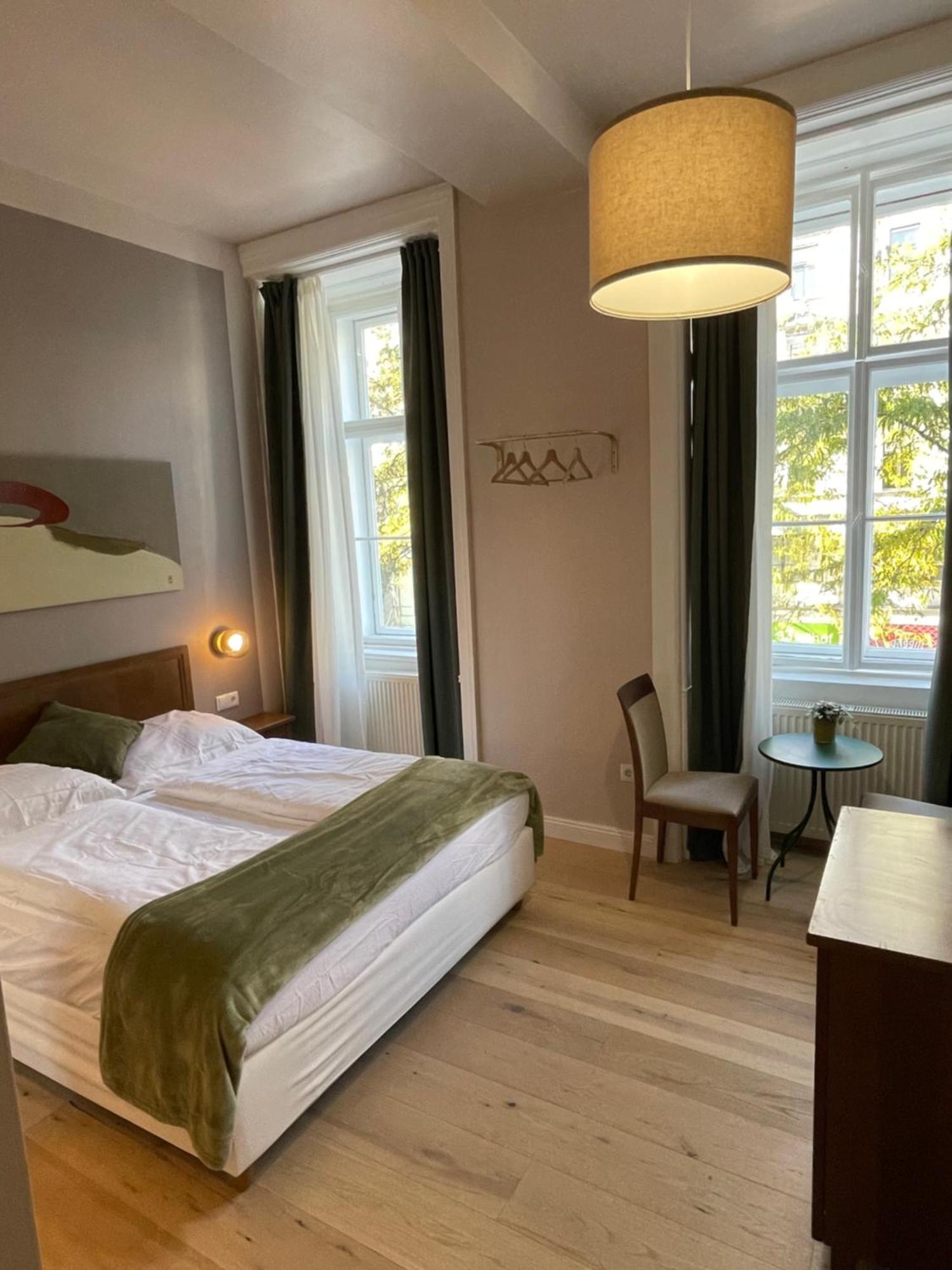 Boutique Hotel Mariahilf Вена Экстерьер фото